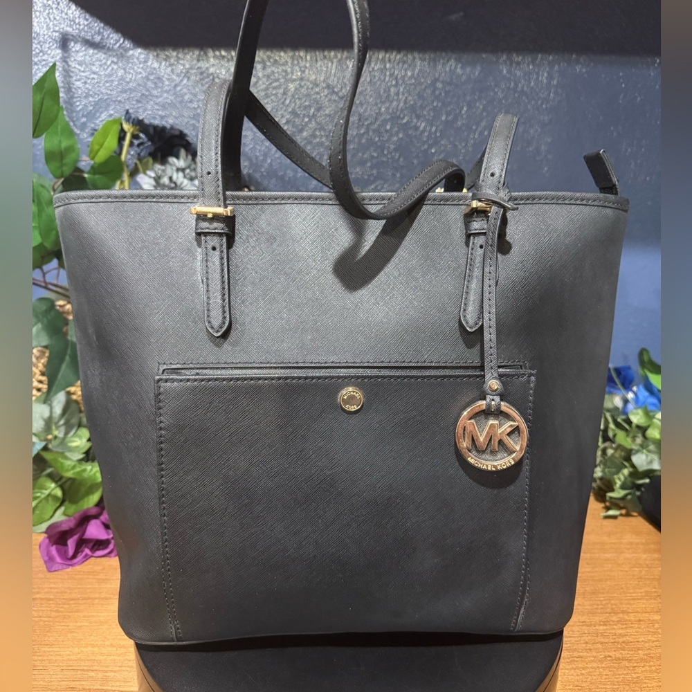 Michael Kors Large Black Jet Set Leather Work Tote Handbag
